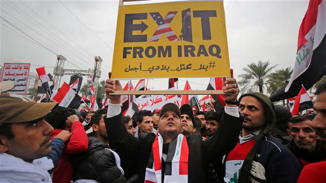 Iraqis protesting against U.S. occupation