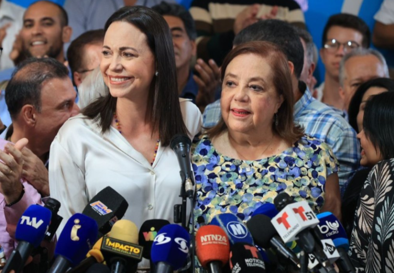 María Corina Machado and Corina Yoris of the Vente Venezuela party.